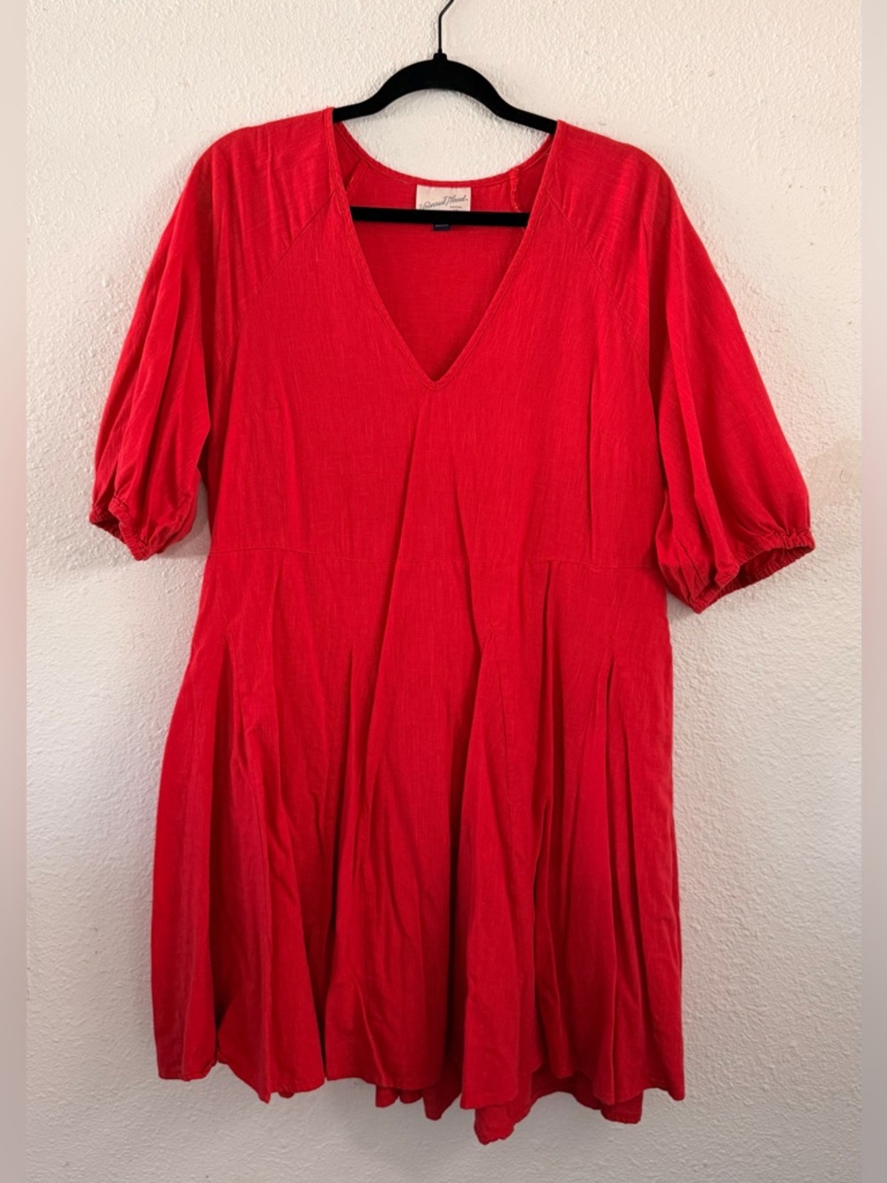 Flowy Red V-Neck Puff Sleeve Dress